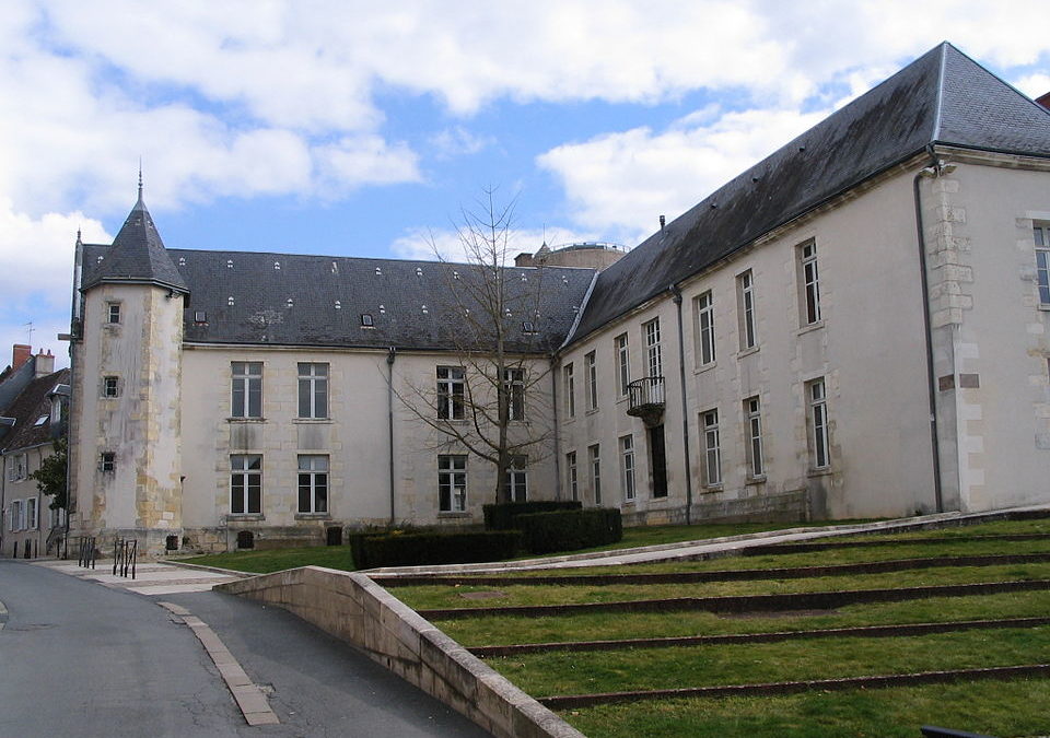 La philatélie dans la ville d’Issoudun